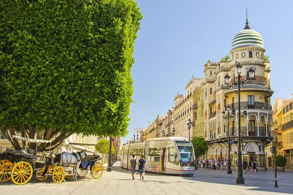 Junto A Fibes, Amplio, Luminoso, Con Piscina Y Parking Apartman Sevilla Spanyolország